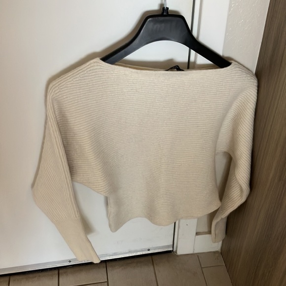 Intermix sweater - Picture 4 of 4